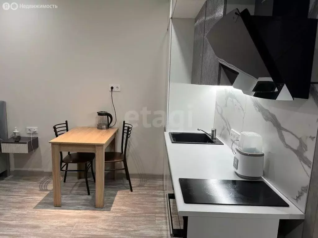 Квартира-студия: Патрушева, улица Александра Пушкина, 8 (35 м) - Фото 1