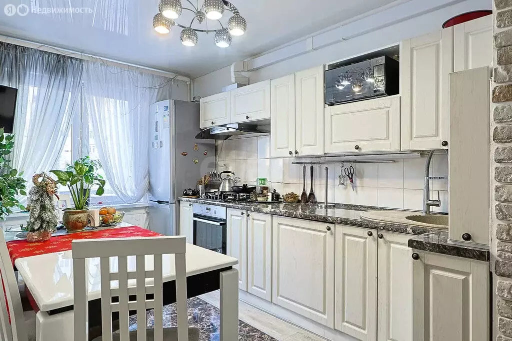 3-комнатная квартира: Калининград, улица Генерала Челнокова, 32 (75.5 ... - Фото 2