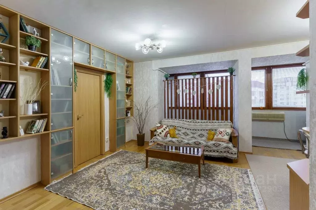2-к кв. Тюменская область, Тюмень ул. Седова, 19 (53.0 м) - Фото 0