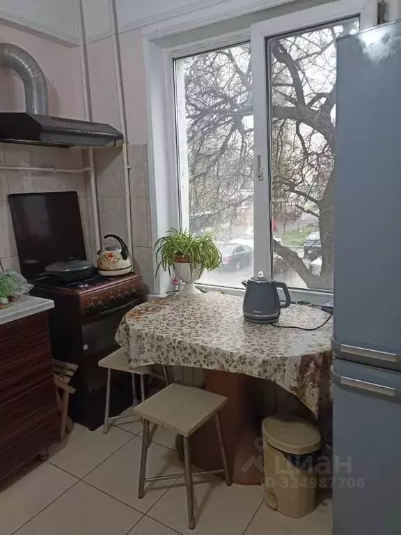 3-к кв. Дагестан, Махачкала ул. Гагарина, 80 (48.6 м) - Фото 1