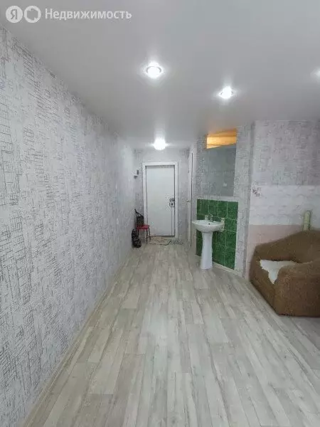 1-комнатная квартира: Усть-Илимск, Молодёжная улица, 26 (17 м) - Фото 1