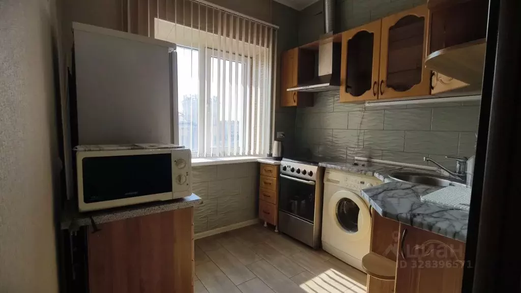 2-к кв. Волгоградская область, Волгоград Комсомольская ул., 18 (45.8 ... - Фото 1