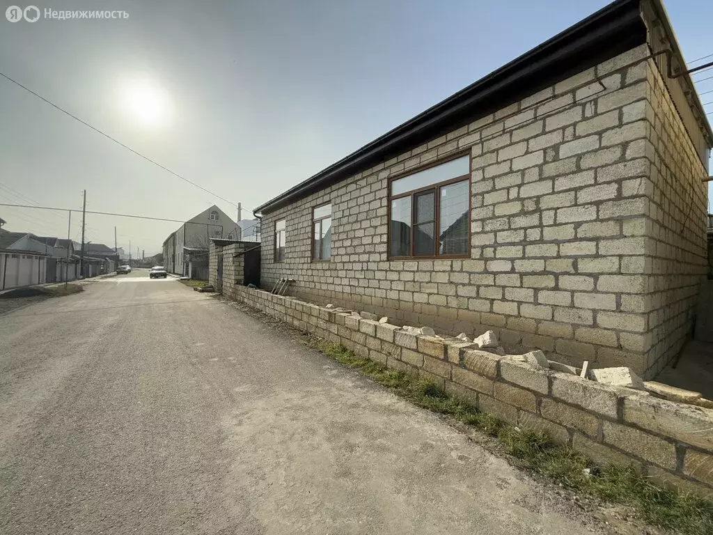 Дом в Дагестанские Огни, Пионерская улица, 18 (100 м) - Фото 1