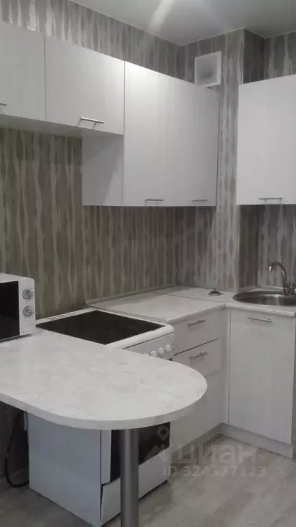 Студия Томская область, Томск Большая Подгорная ул., 87 (28.0 м) - Фото 1