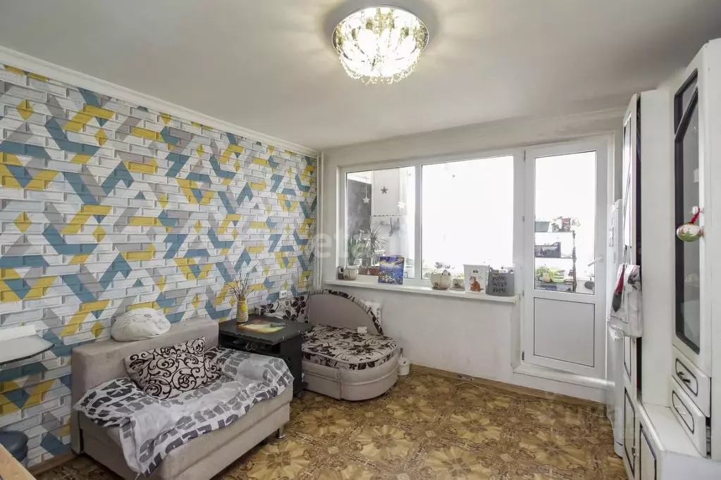 Студия Тюменская область, Тюмень ул. Судостроителей, 38 (17.0 м) - Фото 1