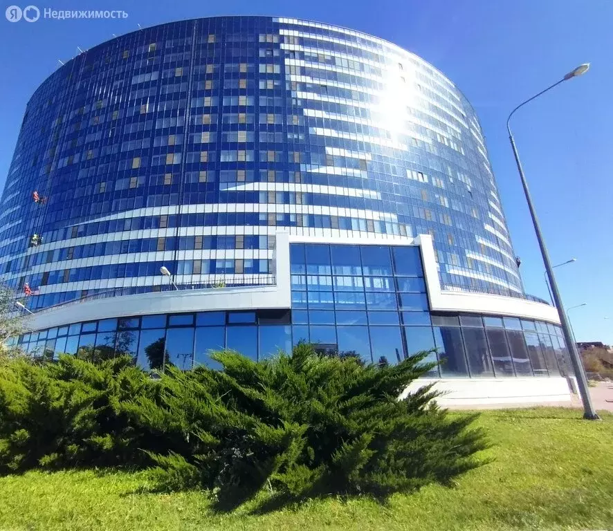 2-комнатная квартира: Астрахань, улица Бабефа, 6Вк3 (101.6 м) - Фото 1