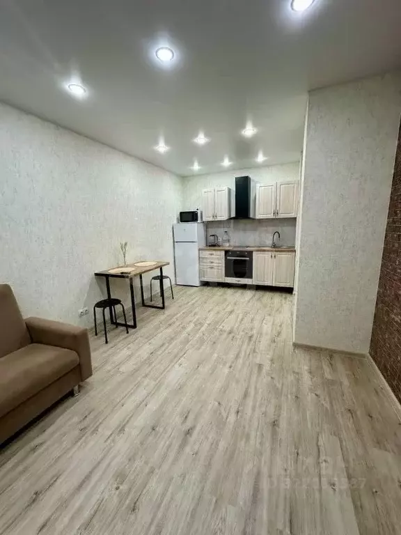 1-к кв. Тюменская область, Тюмень ул. Василия Малкова, 12 (36.0 м) - Фото 2