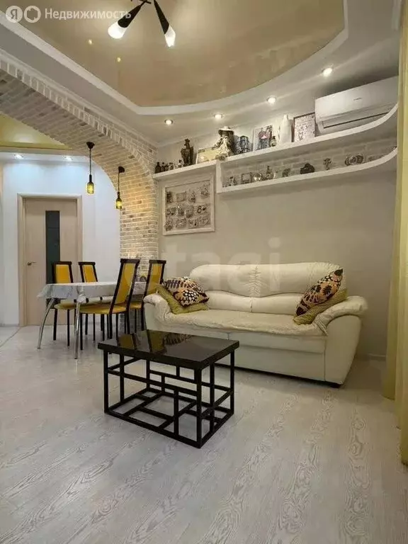 3-комнатная квартира: Батайск, Коммунистическая улица, 197Ак1 (61 м) - Фото 1