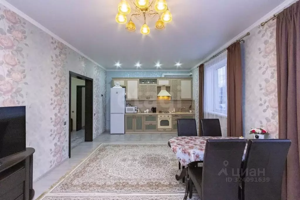 Дом в Тюменская область, Тюменский муниципальный округ, пос. ... - Фото 1