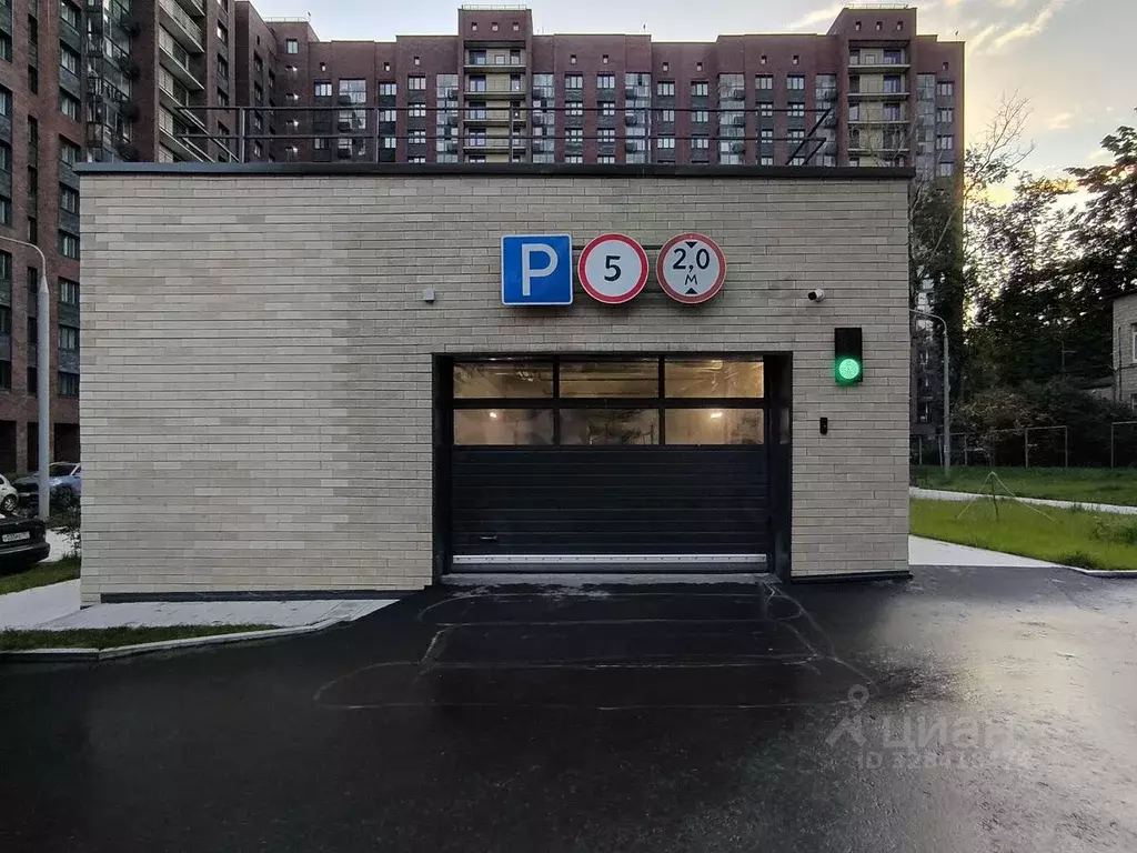 Гараж в Москва ул. Константина Федина, 5 (13 м) - Фото 1