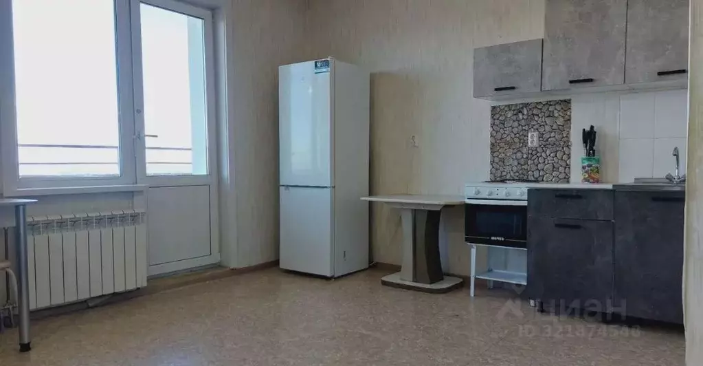 Студия Иркутская область, Иркутск ул. Семена Хейфеца, 31 (32.0 м) - Фото 1