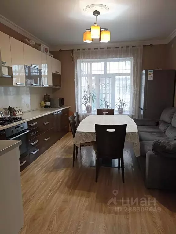 Дом в Дагестан, Дербент ул. Гейдара Алиева, 10 (120 м) - Фото 1