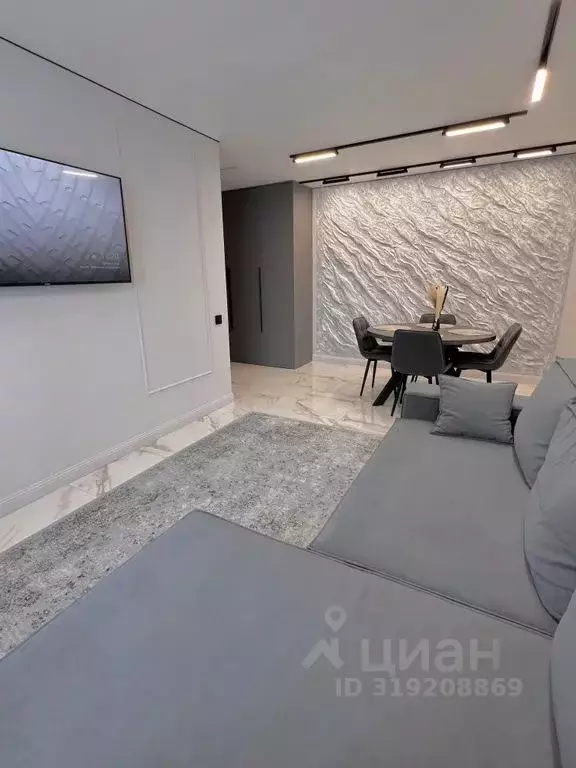2-к кв. Волгоградская область, Волгоград ул. Елисеева, 8 (46.0 м) - Фото 1