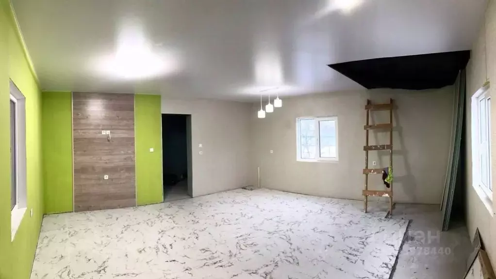 Дом в Волгоградская область, Волжский Заря СНТ, ул. 28-я (130 м) - Фото 1