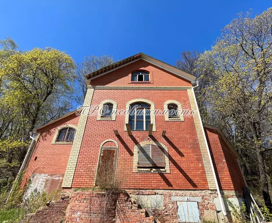 Дом в Саратовская область, Саратов ул. Волжский берег (339 м) - Фото 1