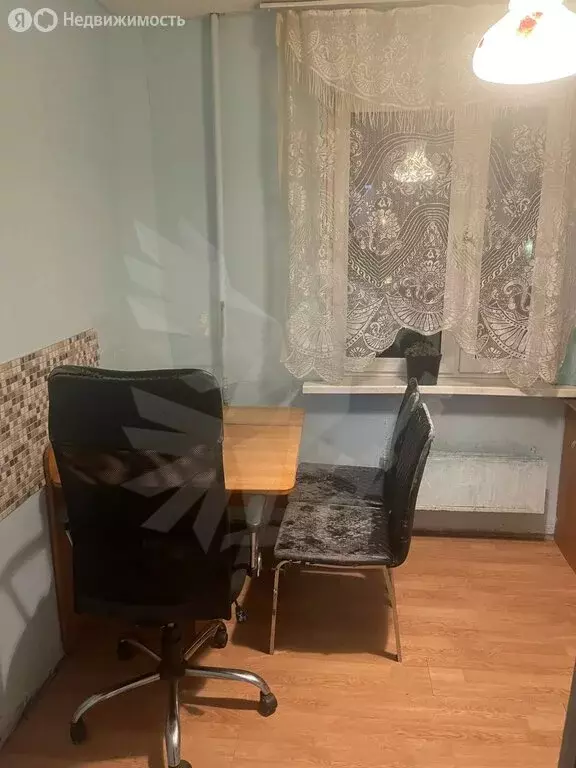 3-комнатная квартира: Химки, улица Бабакина, 8 (68 м) - Фото 1