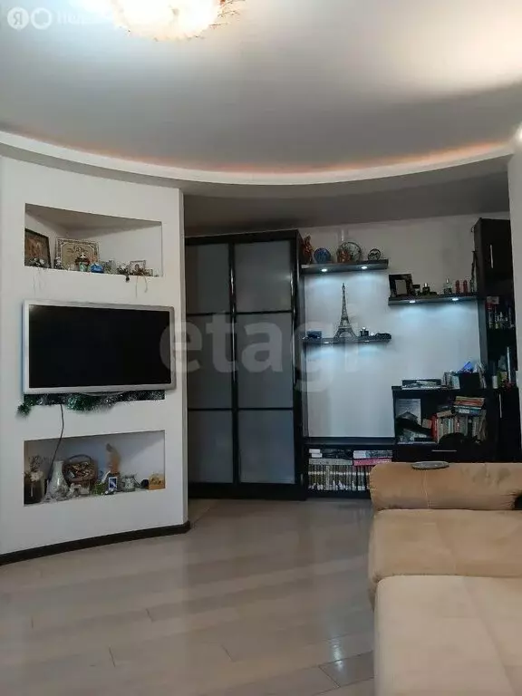 3-комнатная квартира: Нижний Новгород, улица Адмирала Макарова, 7к1 ... - Фото 1