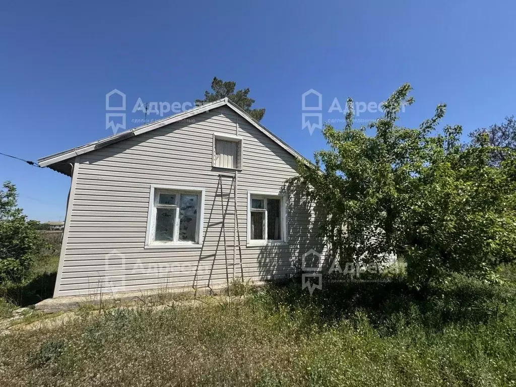 Дом в Волгоградская область, Среднеахтубинский район, ... - Фото 0