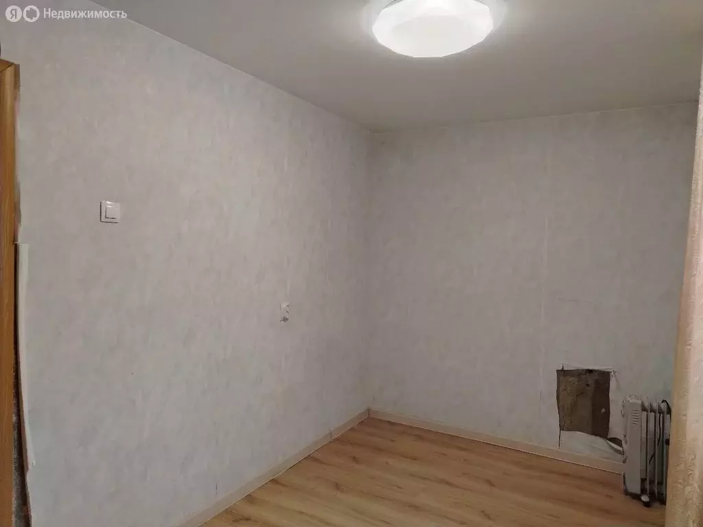 3-комнатная квартира: Тихвин, 4-й микрорайон, 26 (49 м) - Фото 1