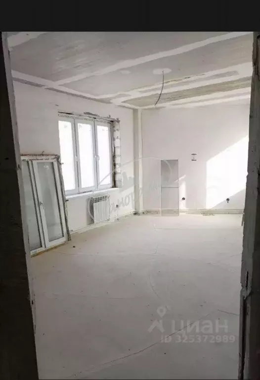 2-к кв. Калужская область, Калуга ул. Маяковского, 64 (65.4 м) - Фото 1