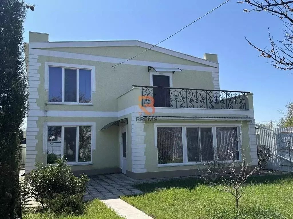 Дом в Севастополь с. Осипенко, ул. Ветеранов (130 м) - Фото 1