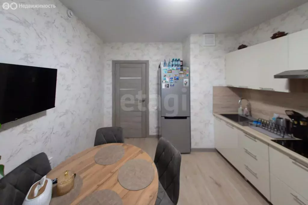 1-комнатная квартира: Альметьевск, улица Бигаш, 139 (40.3 м) - Фото 2