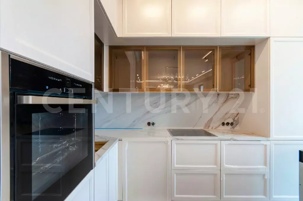 Продается 4-комнатная квартира - Фото 1