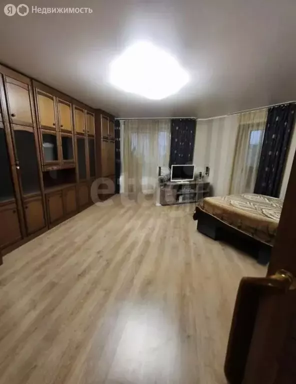 1-комнатная квартира: Калуга, улица Гурьянова, 18к2 (48.4 м) - Фото 2