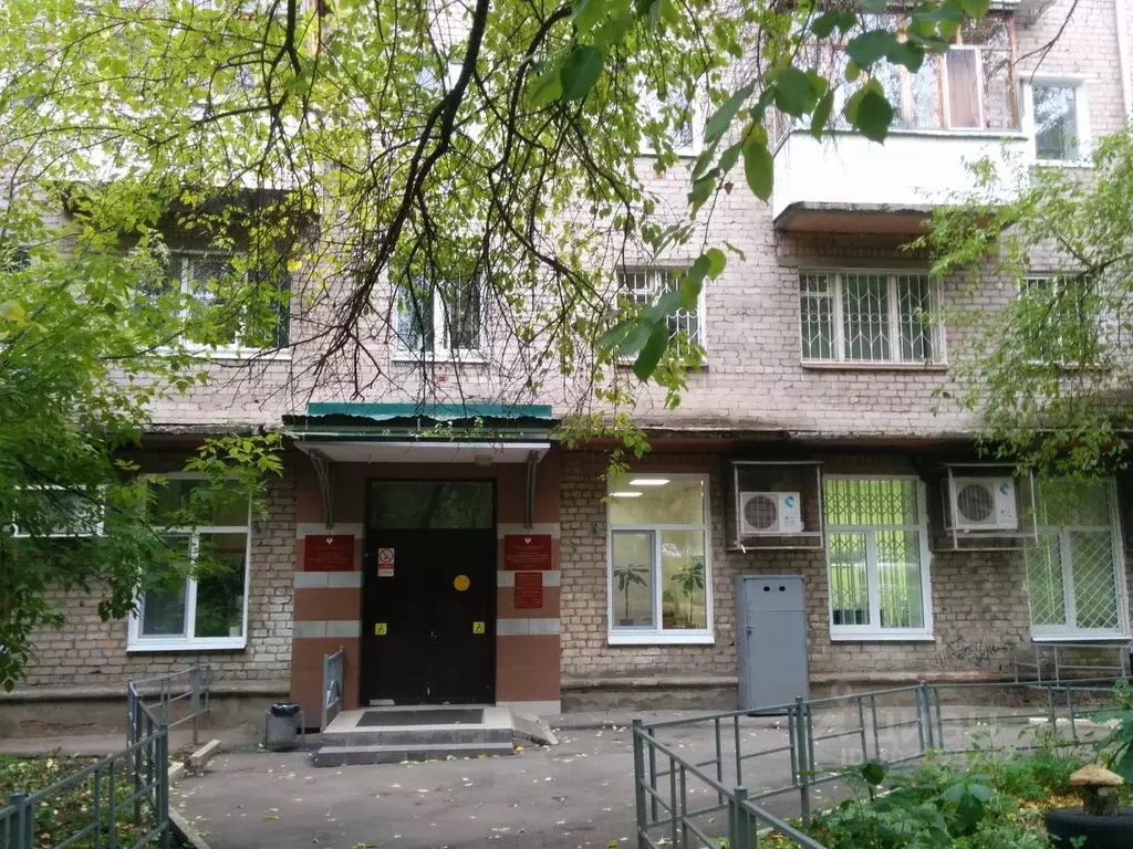 1-к кв. Удмуртия, Ижевск ул. Кирова, 111 (30.0 м) - Фото 1