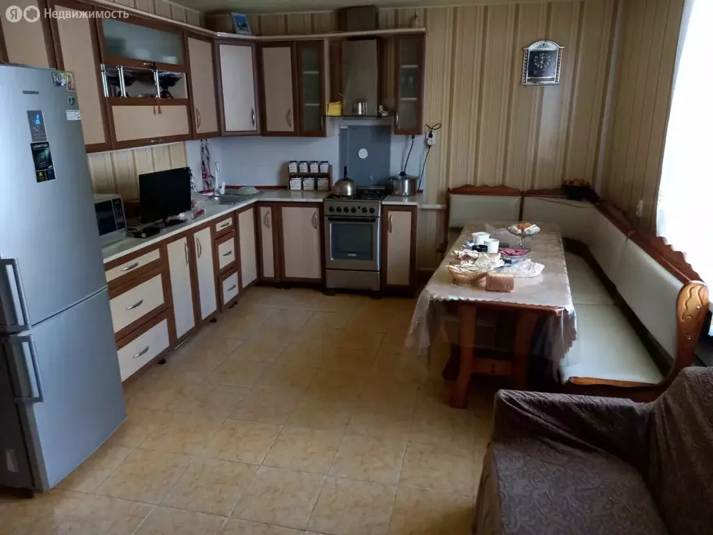Дом в Большевик, улица Мичурина (160 м) - Фото 0