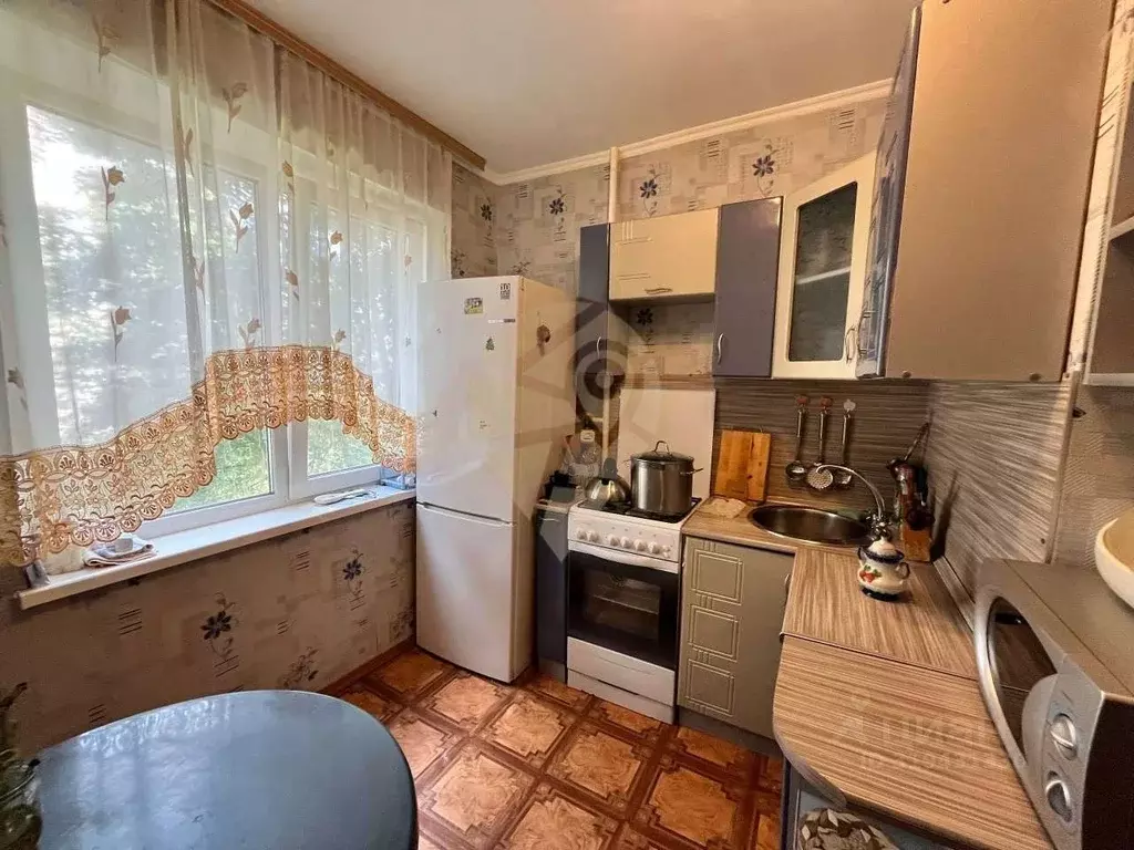 2-к кв. Белгородская область, Старый Оскол Парковый мкр, 24 (45.37 м) - Фото 0