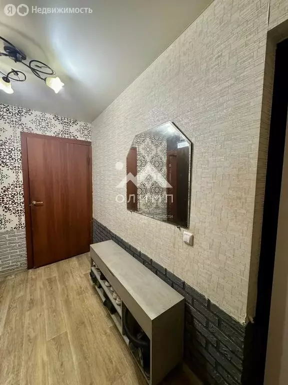 3-комнатная квартира: Ярославль, улица Урицкого, 24 (56.4 м) - Фото 1