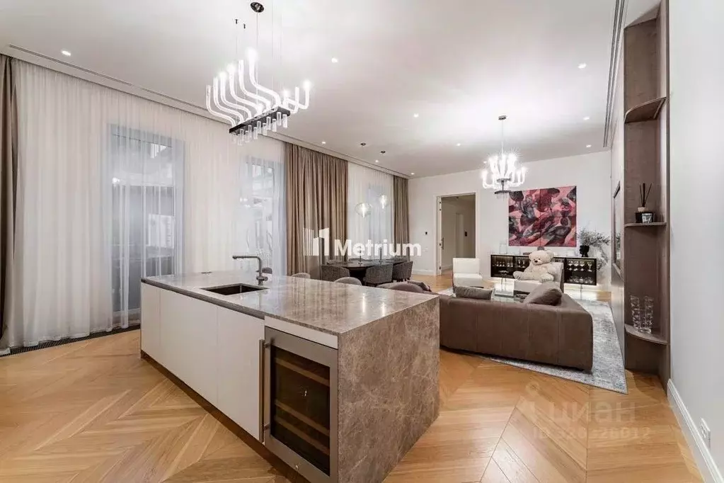 3-к кв. Москва ул. Большая Полянка, 9С1 (195.0 м) - Фото 1