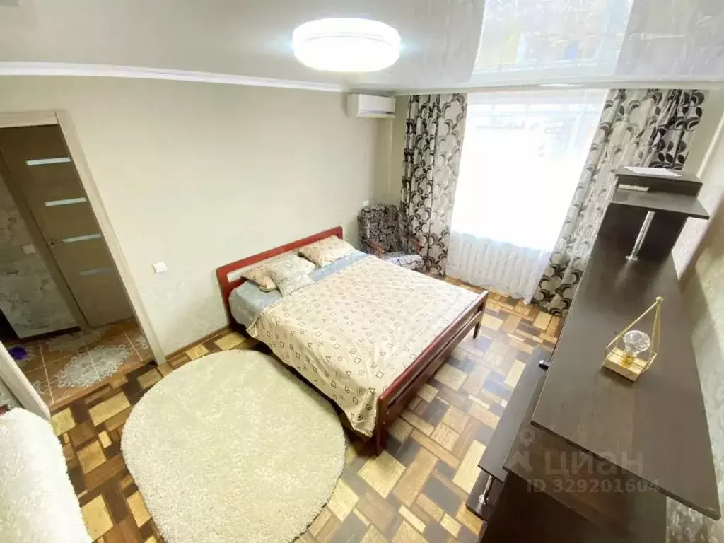 Комната Астраханская область, Астрахань просп. Бумажников, 17 (10.0 м) - Фото 1