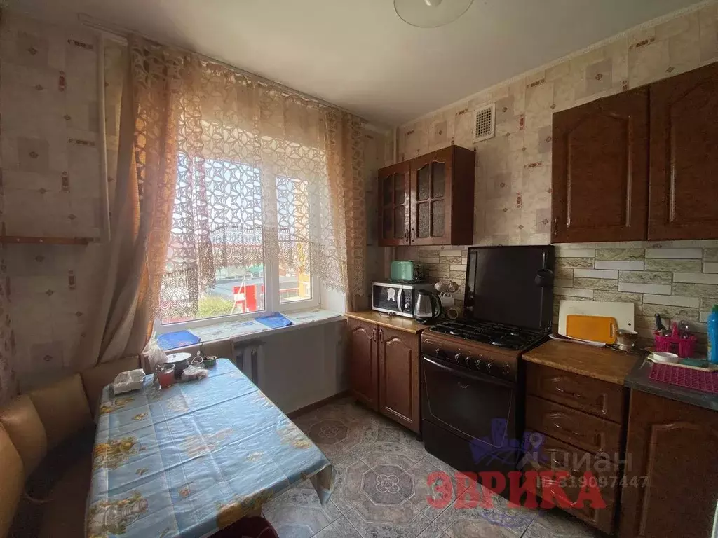 3-к кв. Краснодарский край, Крымск ул. Карла Либкнехта (66.3 м) - Фото 0
