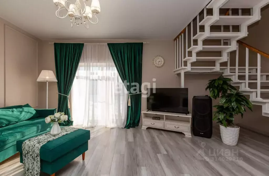Дом в Свердловская область, Екатеринбург ул. Мурзинская, 13Д (187 м) - Фото 0