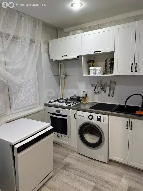 4-комнатная квартира: Саранск, Волгоградская улица, 126 (78 м) - Фото 1