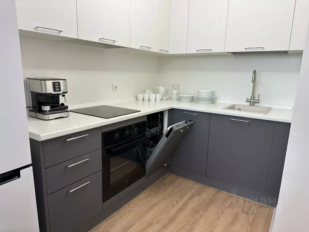 2-к кв. Московская область, Химки городской округ, д. Юрлово к1/1 ... - Фото 0