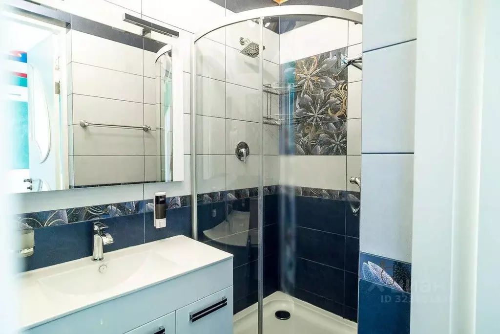 Комната Крым, Алушта аллея Декабристов, 6Б (27.0 м) - Фото 2