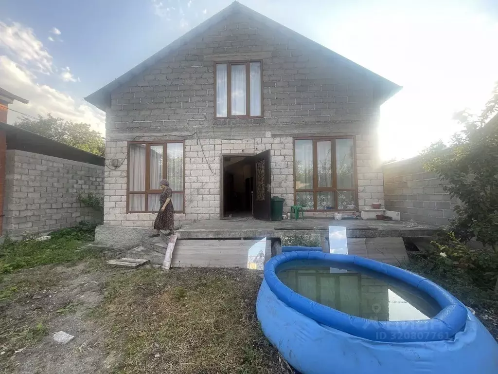 Дом в Северная Осетия, Владикавказ пл. Свободы (140 м) - Фото 1