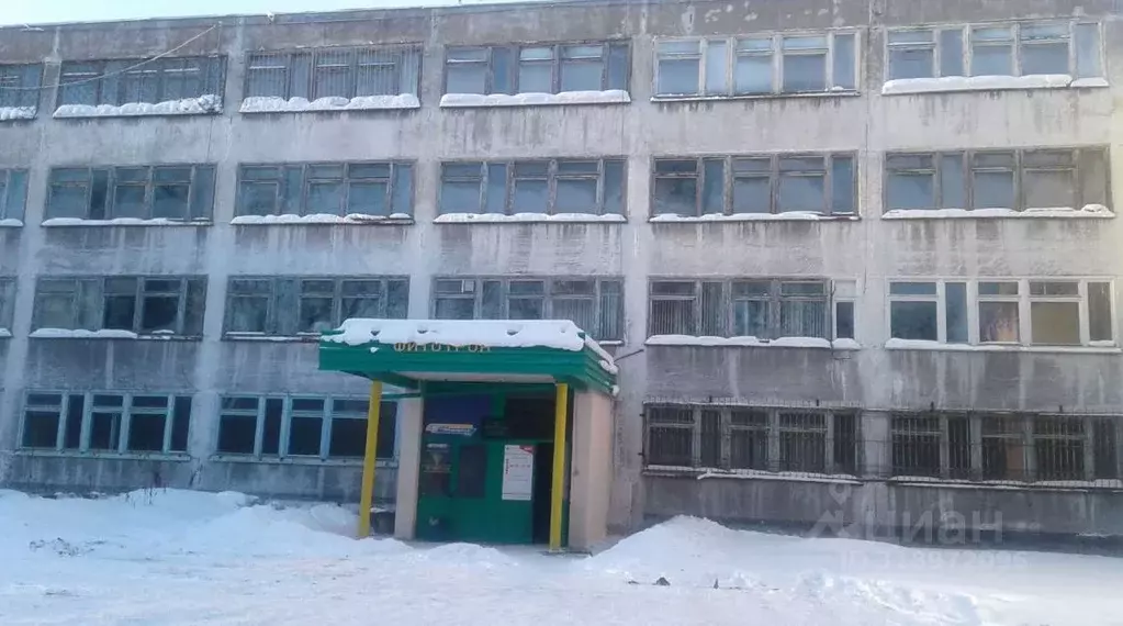 Помещение свободного назначения в Омская область, Омск просп. ... - Фото 1