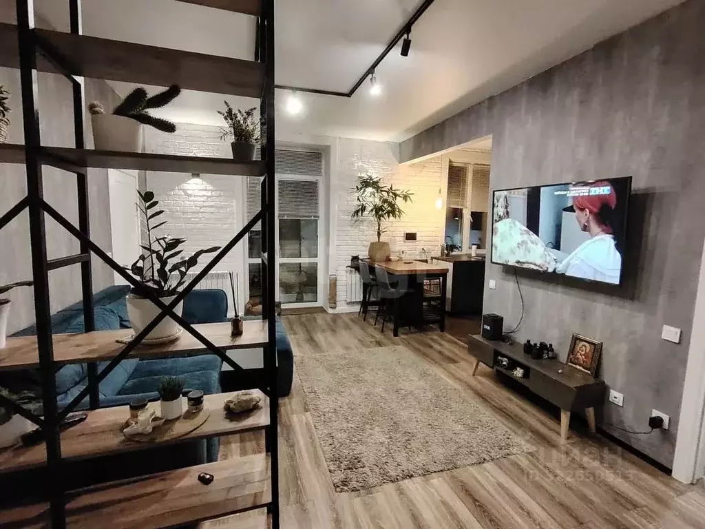 2-к кв. Брянская область, Брянск ул. Куйбышева, 10 (56.9 м) - Фото 1