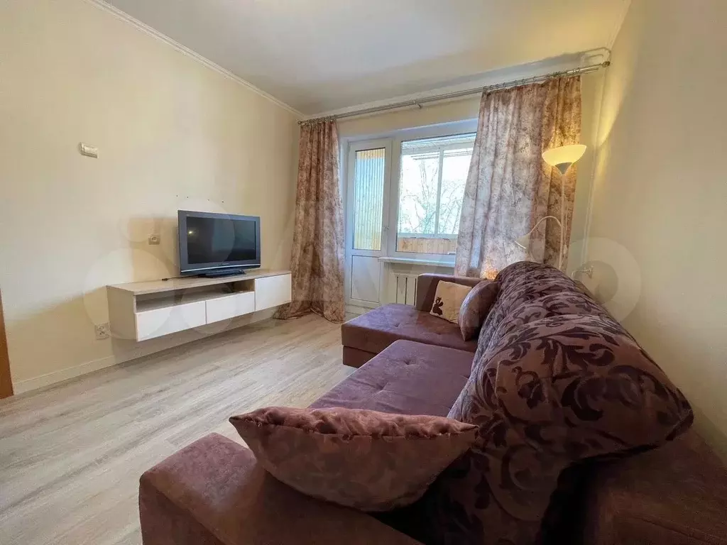 2-к. квартира, 45 м, 2/9 эт. - Фото 0
