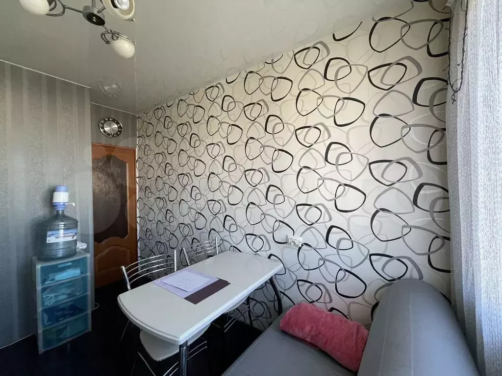 1-к. квартира, 40 м, 3/9 эт. - Фото 1