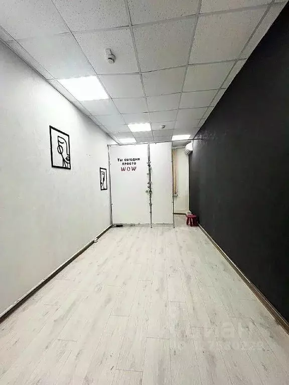 Офис в Саха (Якутия), Якутск ул. Богдана Чижика, 2/2 (19 м) - Фото 1