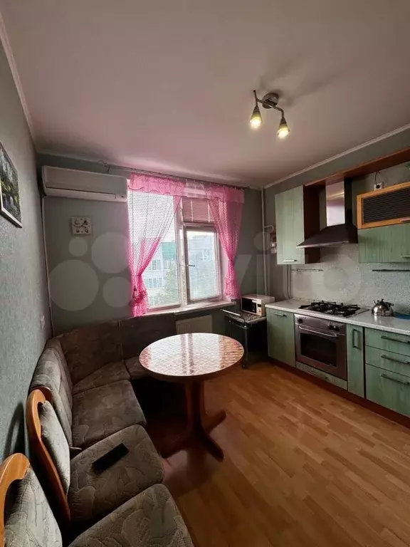 2-к. квартира, 60 м, 5/9 эт. - Фото 0