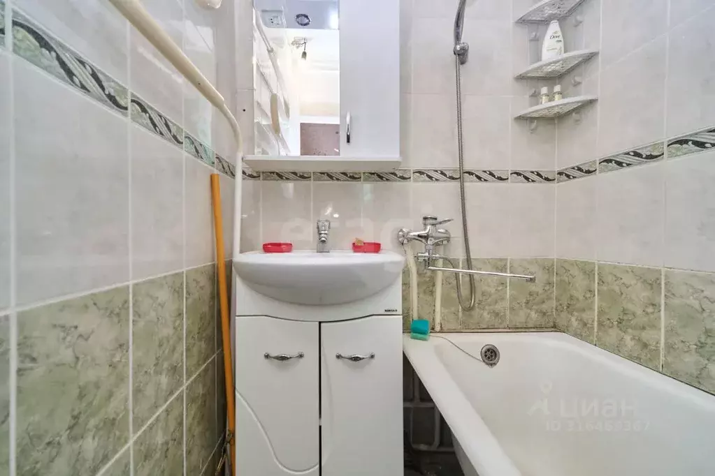 3-к кв. Кемеровская область, Кемерово Спортивная ул., 18 (47.0 м) - Фото 1