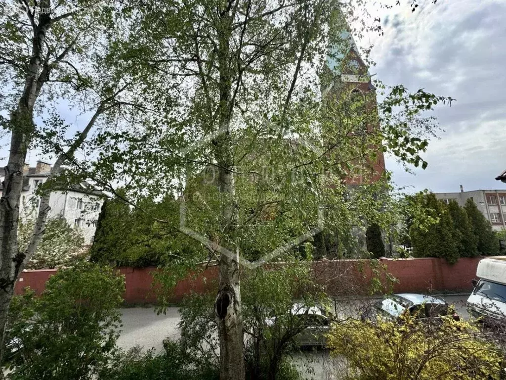 3-комнатная квартира: Калининград, улица Клавы Назаровой, 65 (67.5 м) - Фото 2