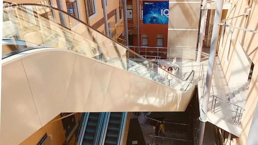 Торговая площадь (700 м) - Фото 1