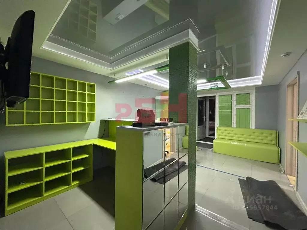 Офис в Тюменская область, Тюмень ул. Сакко, 30 (145 м) - Фото 1